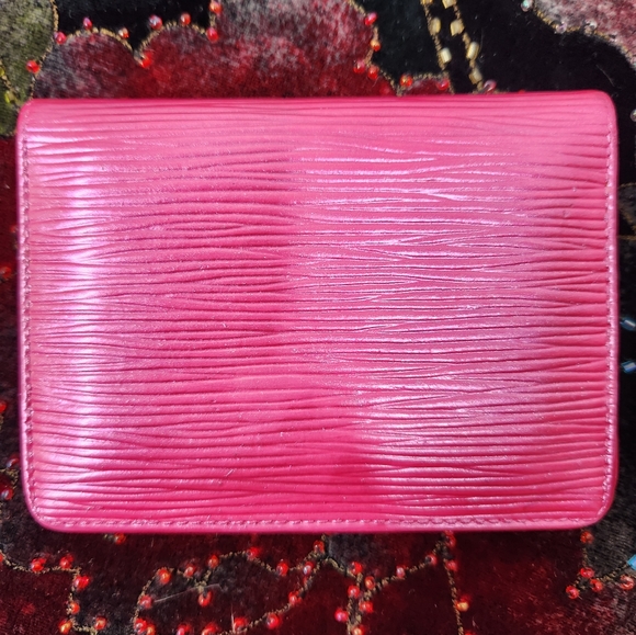 Louis Vuitton ID Wallet - Picture 3 of 10